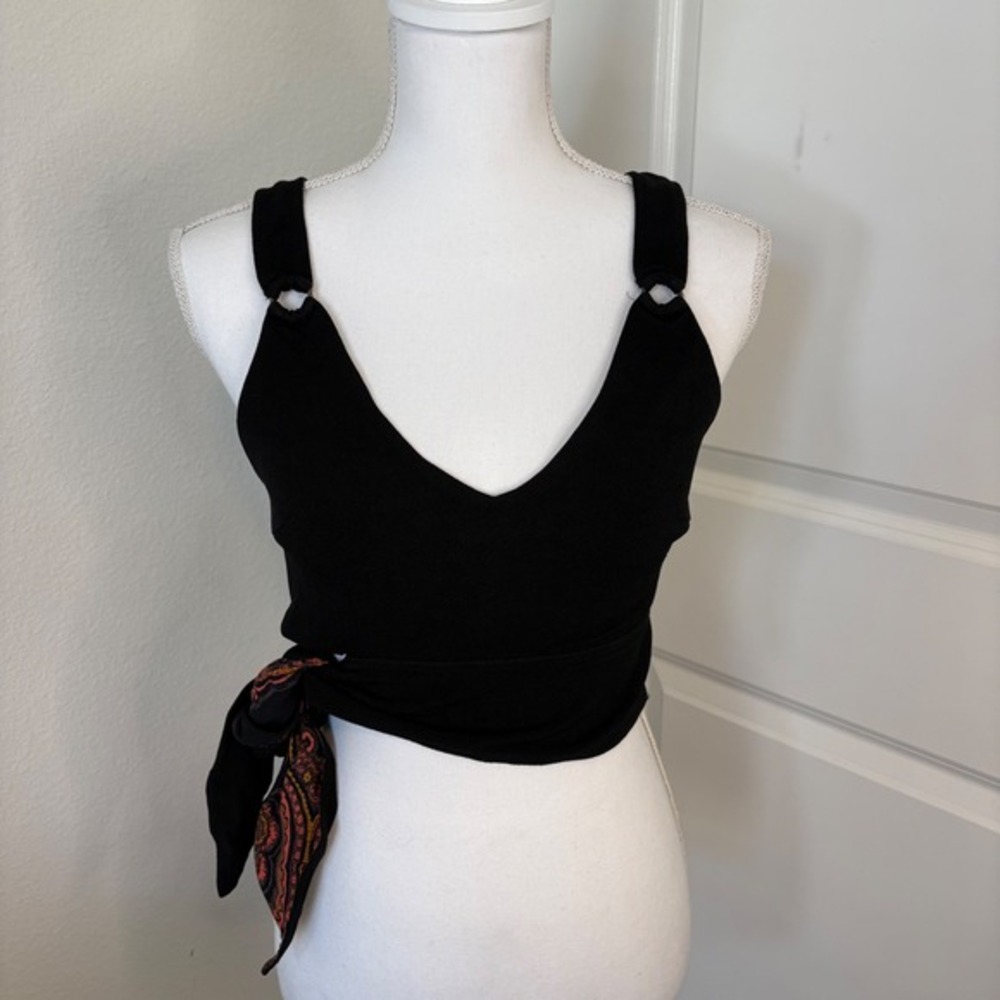Free People Black Paisley Tie Waist Crop Top V-Neck Sleeveless Boho XS